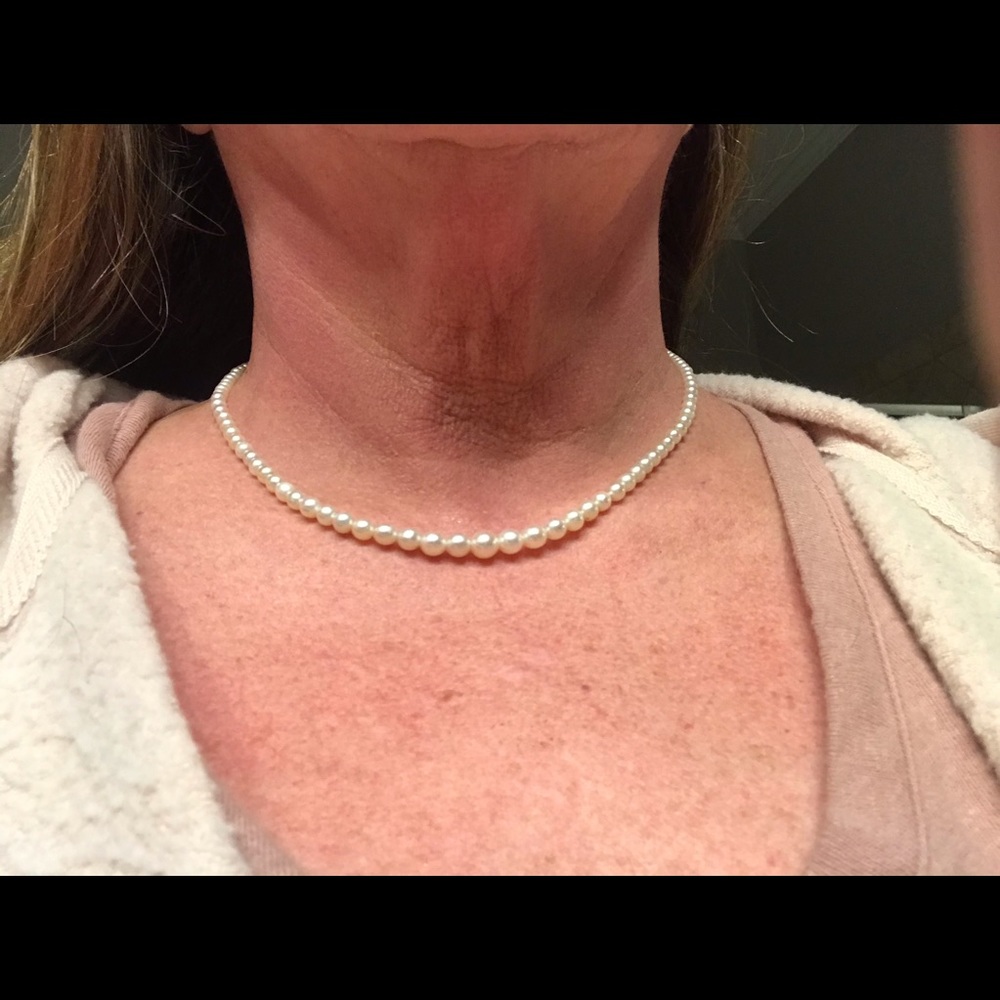 Mastoloni Cultured Pearls View 3